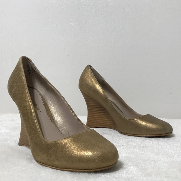 Colin Stuart Gold Leather Wedge Size 9 399 - Picture 4 of 13